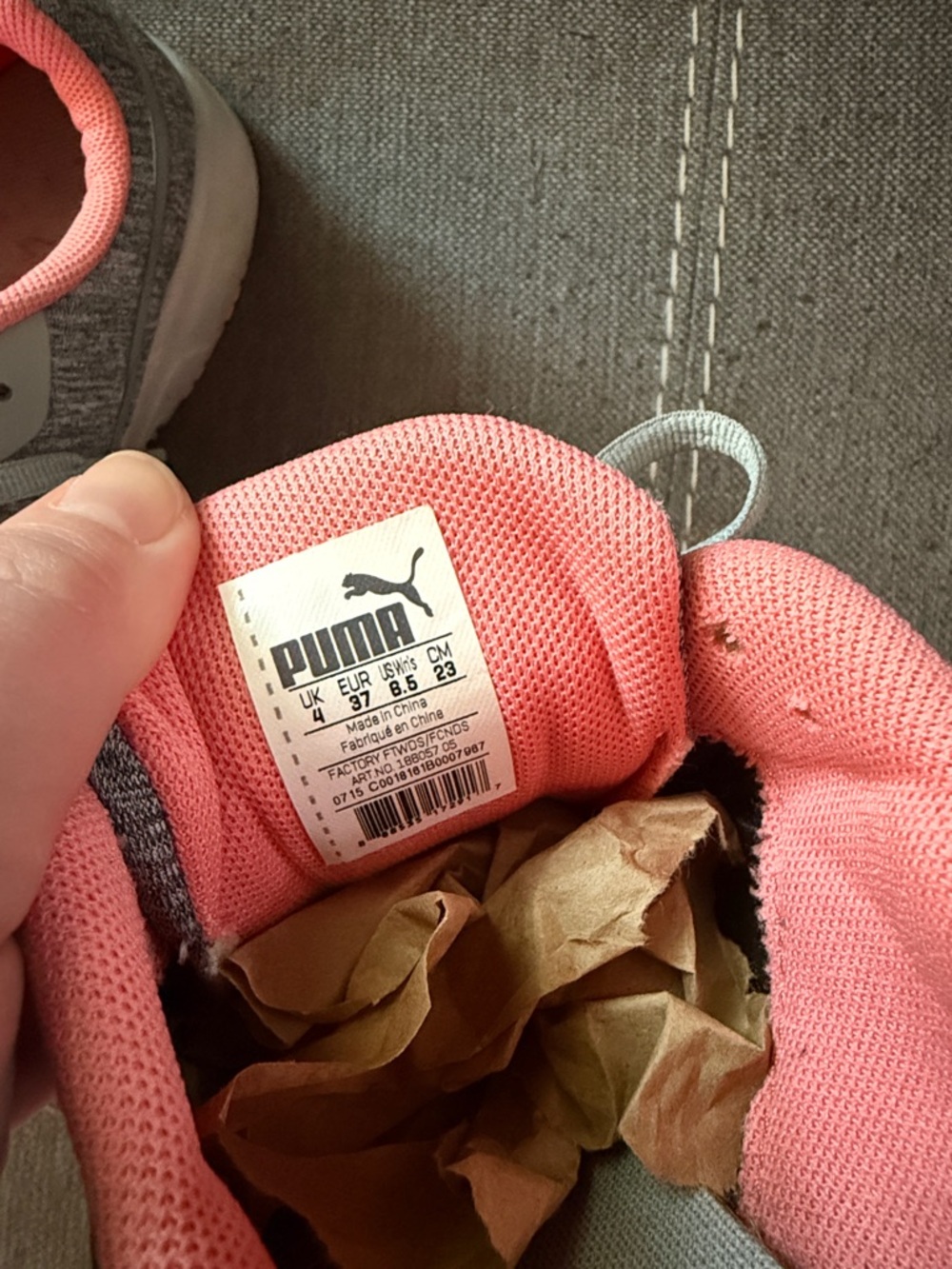 EUC Puma Narita Pink & Heathered Gray Sneakers - Picture 5 of 6
